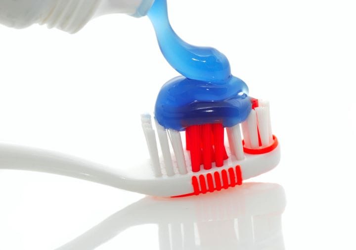 Desensitizing toothpaste
